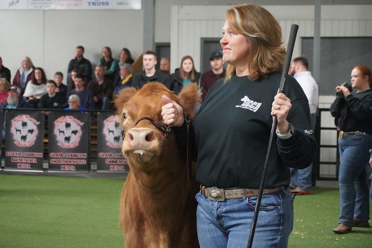 JHS_Dragons's tweet photo. In case you missed it: Jefferson #FFA participated in two shows over the weekend, the Ed Tolbert Memorial Livestock Show and the Jefferson Alumni Show. Angela D'Zamko was the honorary showman Friday night; She serves on the Jefferson BOE for district one. 🐄🐷🏆 https://t.co/gSvqTrS7D6