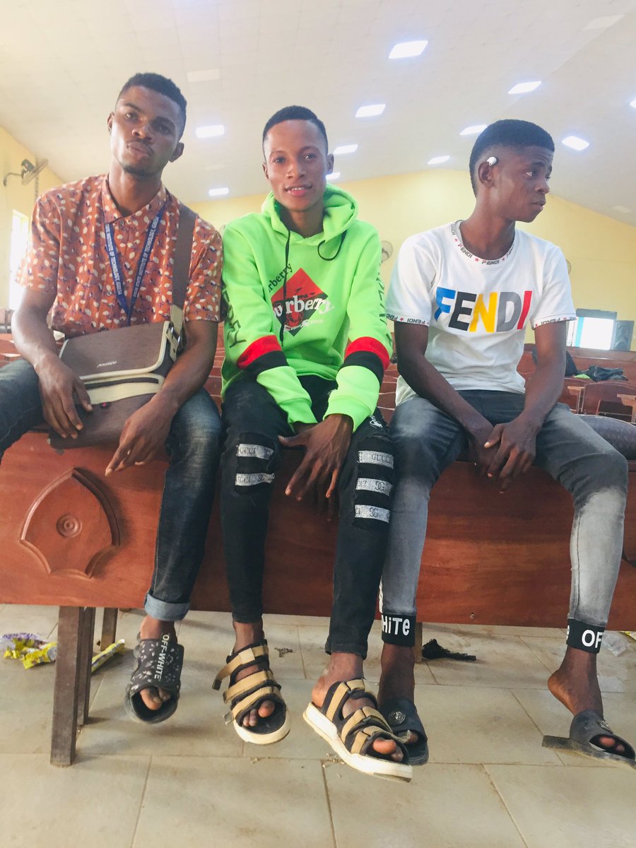 EgbeleyeTimothy's tweet photo. Just b confidence in your self 
Jst Dey enjoy with my guys https://t.co/hcQQFoyaYk