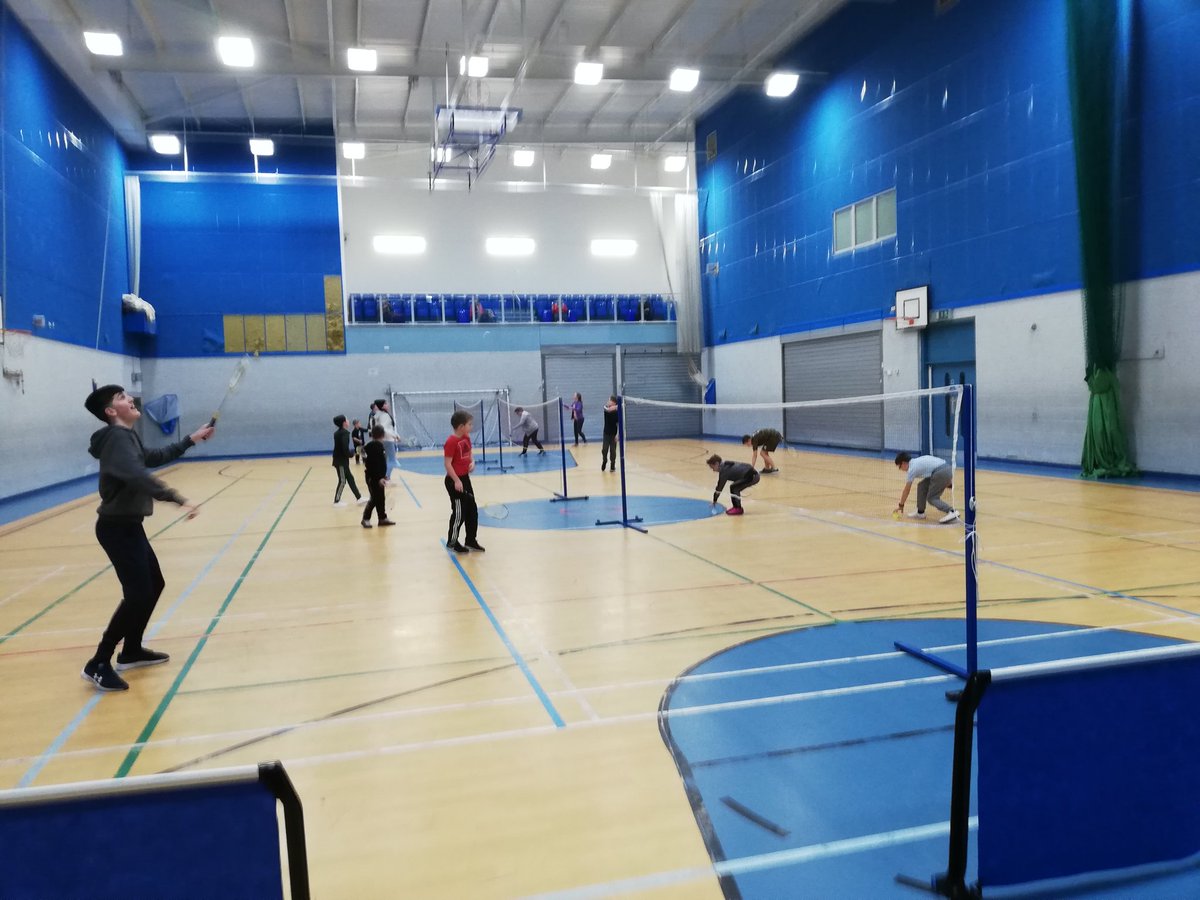ALSportDev_GP's tweet photo. Great turnout for the racket sports taster camp at Abertillery today with 16 attending and trying out badminton, table tennis and tennis! 🎾🏓🏸😃👍 https://t.co/T4yNTG74a7