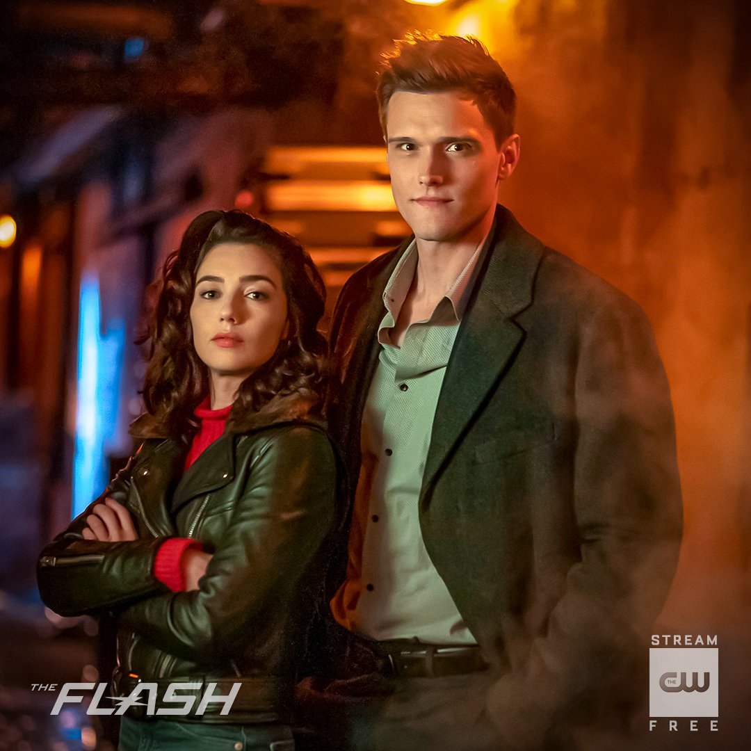 CW_TheFlash's tweet image. Not everything you see is real. New episode airs tonight at 8/7c! Stream tomorrow free only on The CW App. #TheFlash