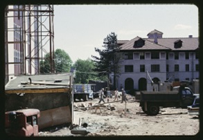 montclair_lib's tweet photo. 1963 & #FreemanHall is under construction. Note #RussHall in background. See more pix at https://t.co/kEyAwj3Ey4
#ThrowbackThursdays #MontclairStateHistory @montclairstateu @MontclairAlumni https://t.co/mDbk0W4Rz9