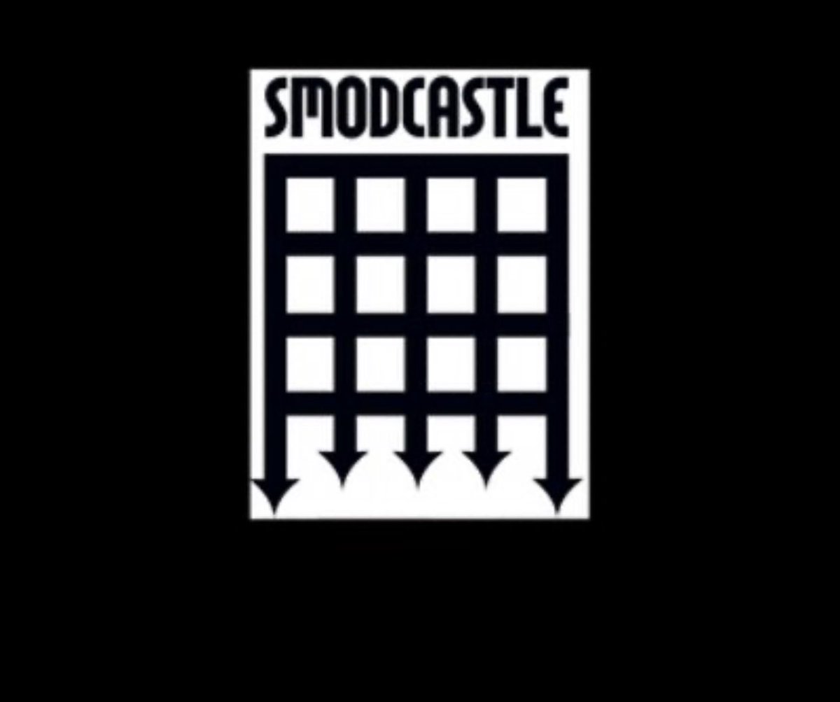 ThatKevinSmith's tweet image. Lost in the #JayAndSilentBobReboot Roadshow Tour (only 5 cities left!), so I forgot to mark the 13th Birthday of #SModcast (we launched on February 5th, 2007)! And for our lucky 13th year, we’ll be opening #SModcastle on 4/20! This was the old logo; anyone wanna design a new one?