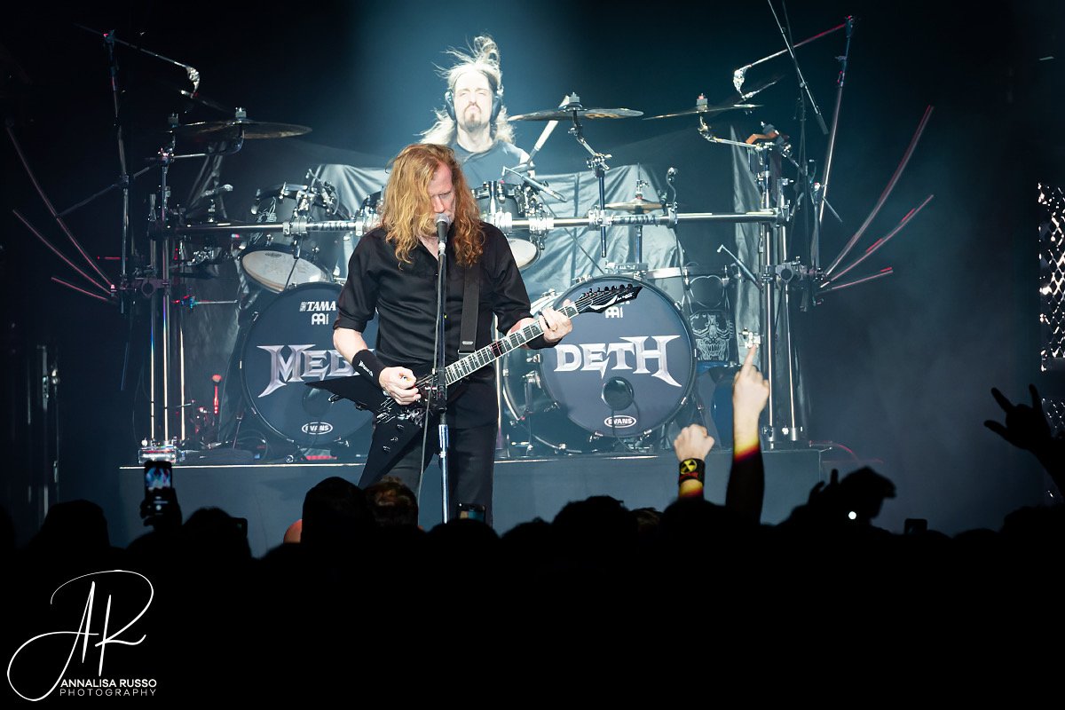 Megadeth's tweet photo. Abbiamo trascorso una serata fantastica a Milano!! Italia ti amiamo, torneremo presto!!! 🇮🇹

📷 @Annalisafoto https://t.co/xltG47029g