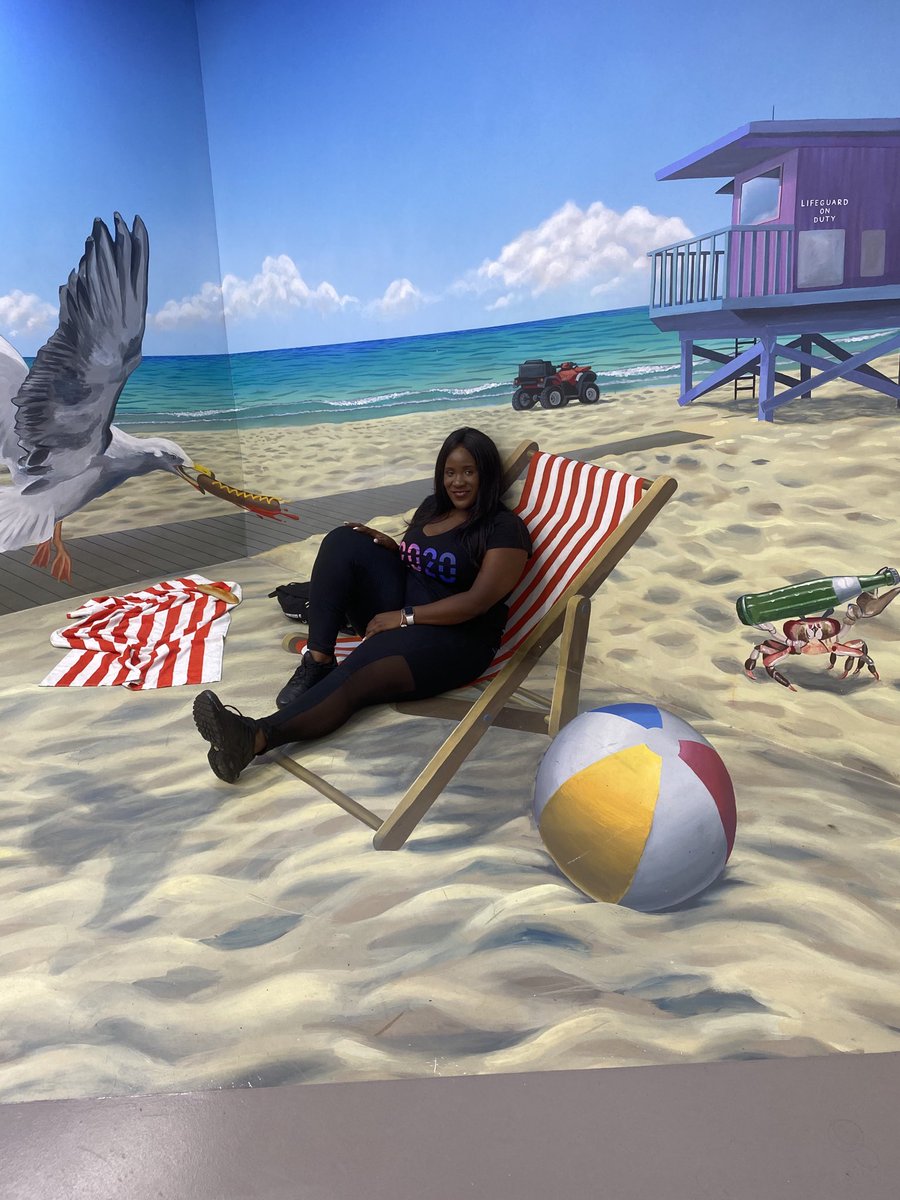 EmmieLouis_'s tweet photo. Enjoying “The Beach” ! All the way from Miami to Providence! #everyteachercancode #everykidcancode #Miami #Miamiheat #gotynker #Tynker #InfyPathfinders https://t.co/ViooX8V4CW