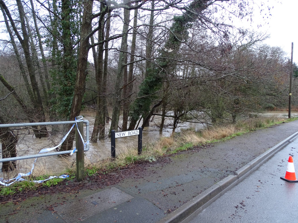 castlemainmill's tweet photo. Parkend was flooded with #StormDennis and at one point 3 of the 4 roads out of the village were closed. All clear now and water levels receding. The River Wye is now badly affected and our thoughts are with our neighbours as they deal with this dangerous situation.#forestofdean https://t.co/nRs6iQzkR1