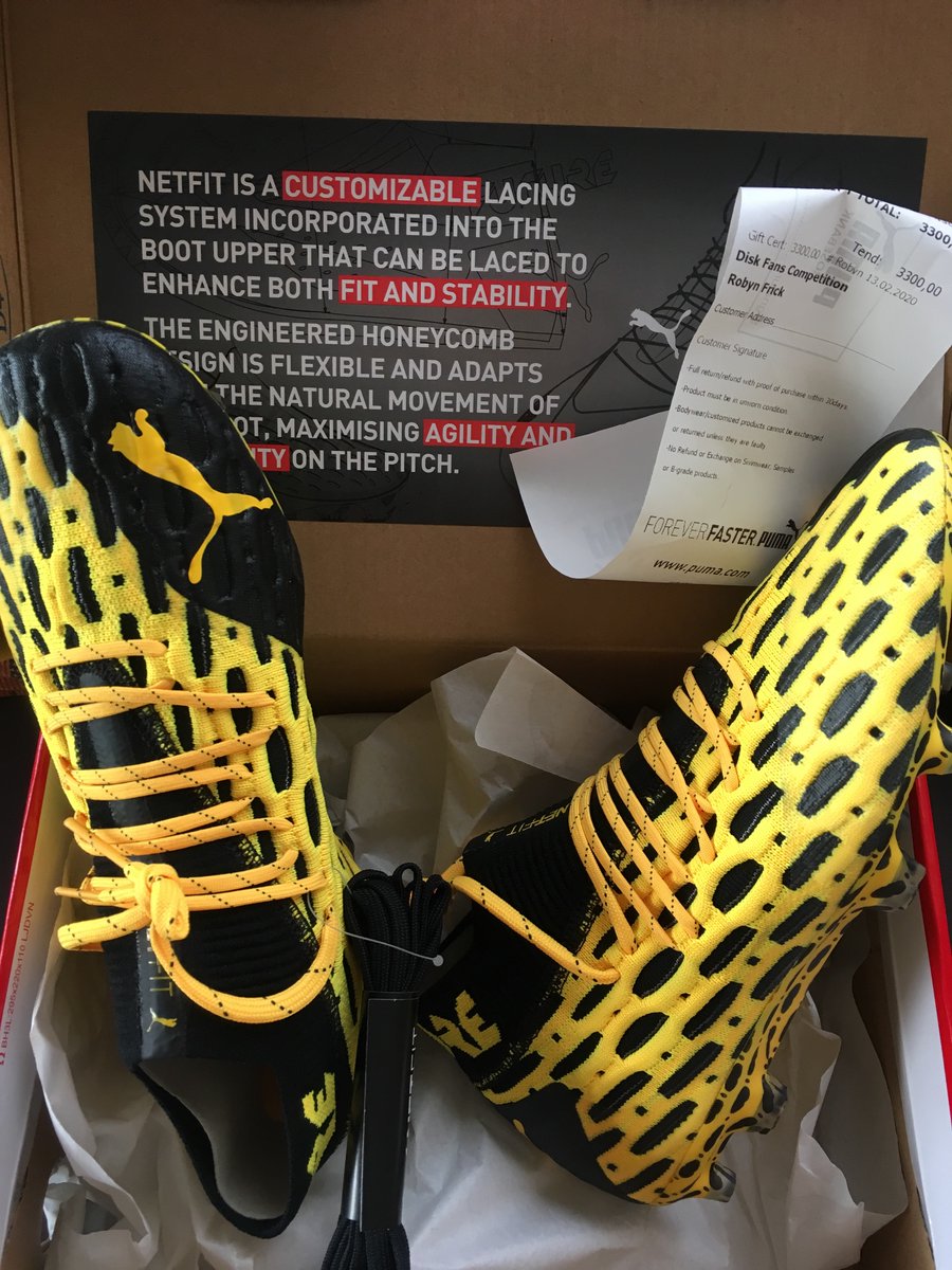 Im_MrGP's tweet photo. @diskifans @PUMASouthAfrica Thank You @PUMASouthAfrica & @diskifans 😉
#SparkPack boots. ⚡⚫⚡ #DiskiFans https://t.co/7x0HW8teSp