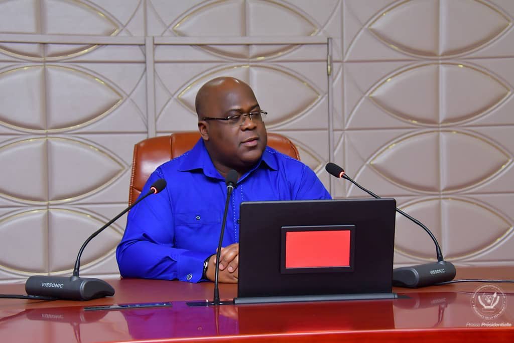 Presidence_RDC's tweet photo. #RDC 18.02.20| Le Chef de l’État a reçu en audience le ministre de la santé, accompagné d’une délégation composée, entre autres, des représentants de @gatesfoundation, de l'alliance @gavi pour les vaccins, des représentants des gouvernements Américains et Britanniques. https://t.co/wWZuvZCJ7r