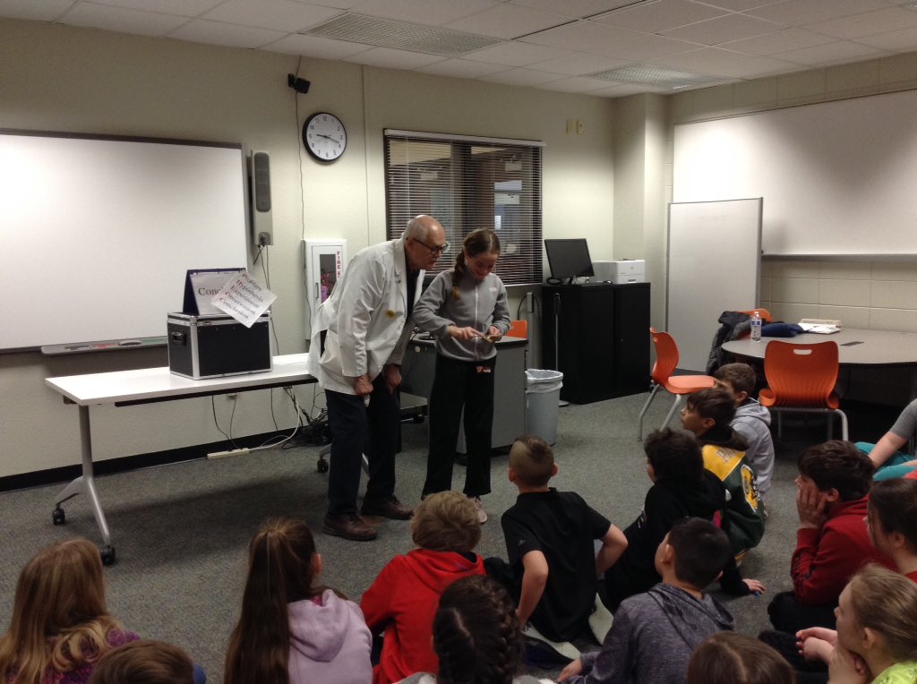 LutzClass's tweet image. We're experimenting and learning about the Scientific Method with Professor Gizmo today. #RockonWestwood #wdppride