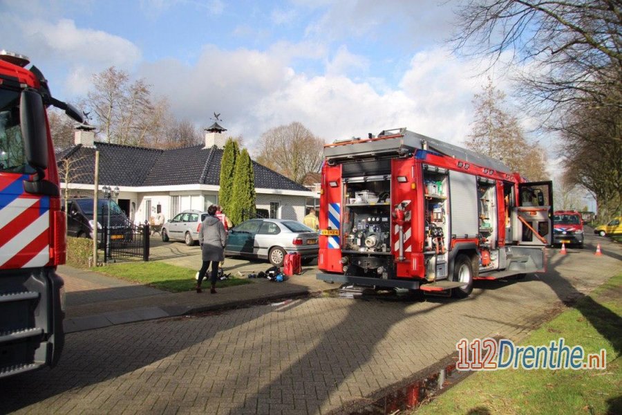 Geen woningbrand maar brandende pallets in #EmmerCompascuum. 112Drenthe.