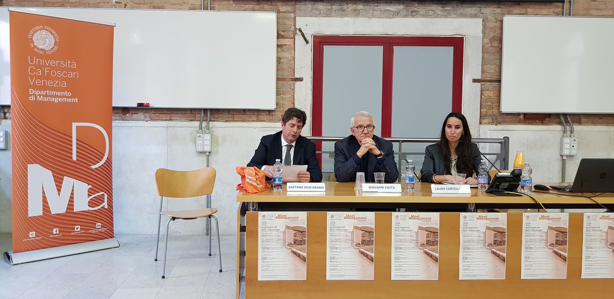 ManagementUnive's tweet photo. Inizia #MeetManagement con l'intervento di @ZilioGrandi https://t.co/exOfBoa4gu