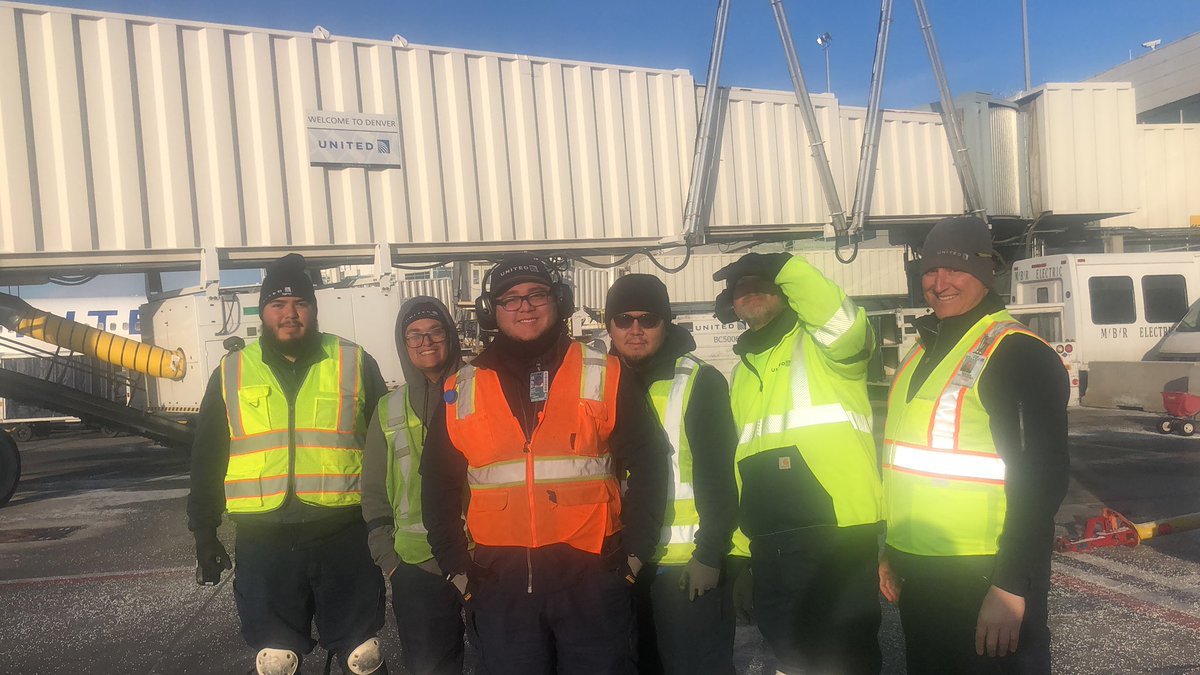 LADYREN15's tweet photo. Great job on B44 departure. The lead got this trip at the 45 mins before and met all metrics. #UnitedWeStand #StandardsandConsistency#TCl#Rampready@kevinSummerlin5@DavidWisdom https://t.co/aoPRrAxh3d