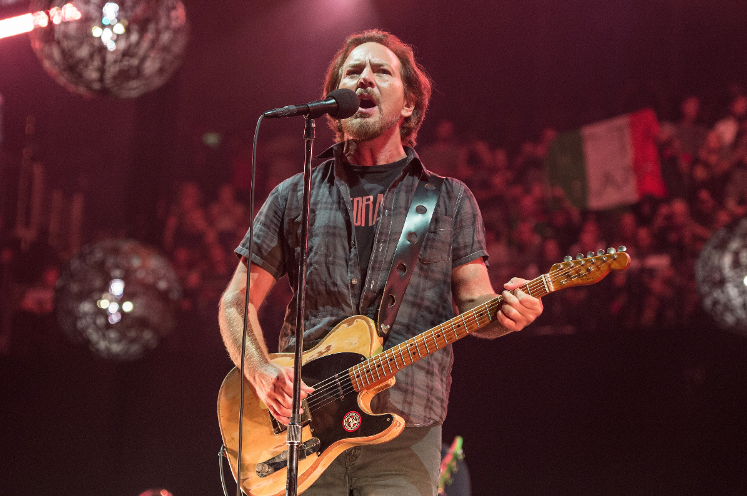 RollingStone's tweet image. Pearl Jam issued a letter to two Democratic representatives urging them to reconsider some parts of a bill meant to crack down on ticket scalping rol.st/2HywDRN