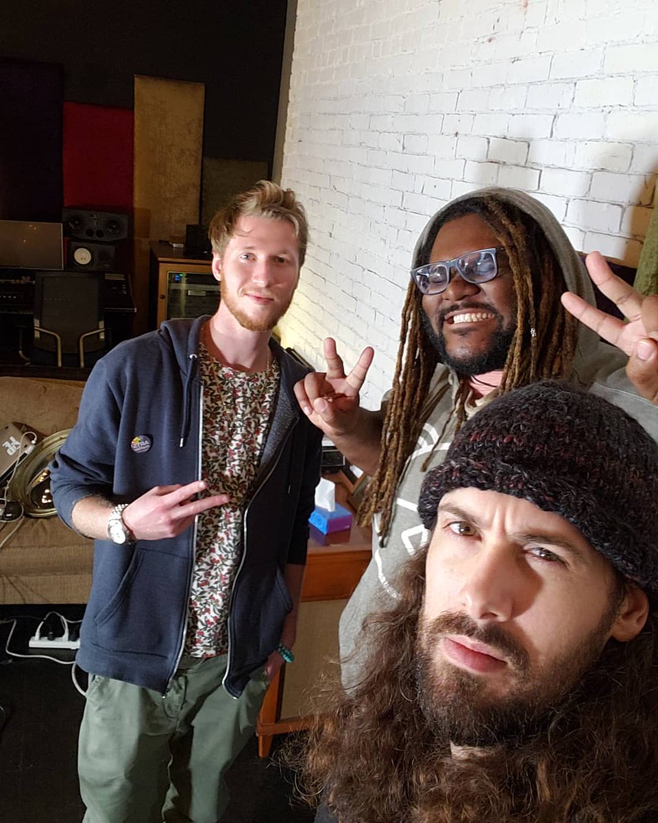 LFODLife's tweet image. Giving ya'll a moment to catch up this week. A few post-show selfies from the season so far. You heard all these episodes?? 

LFODRadio.com 

#LFODRadio #LFODLife #RepNewEngland