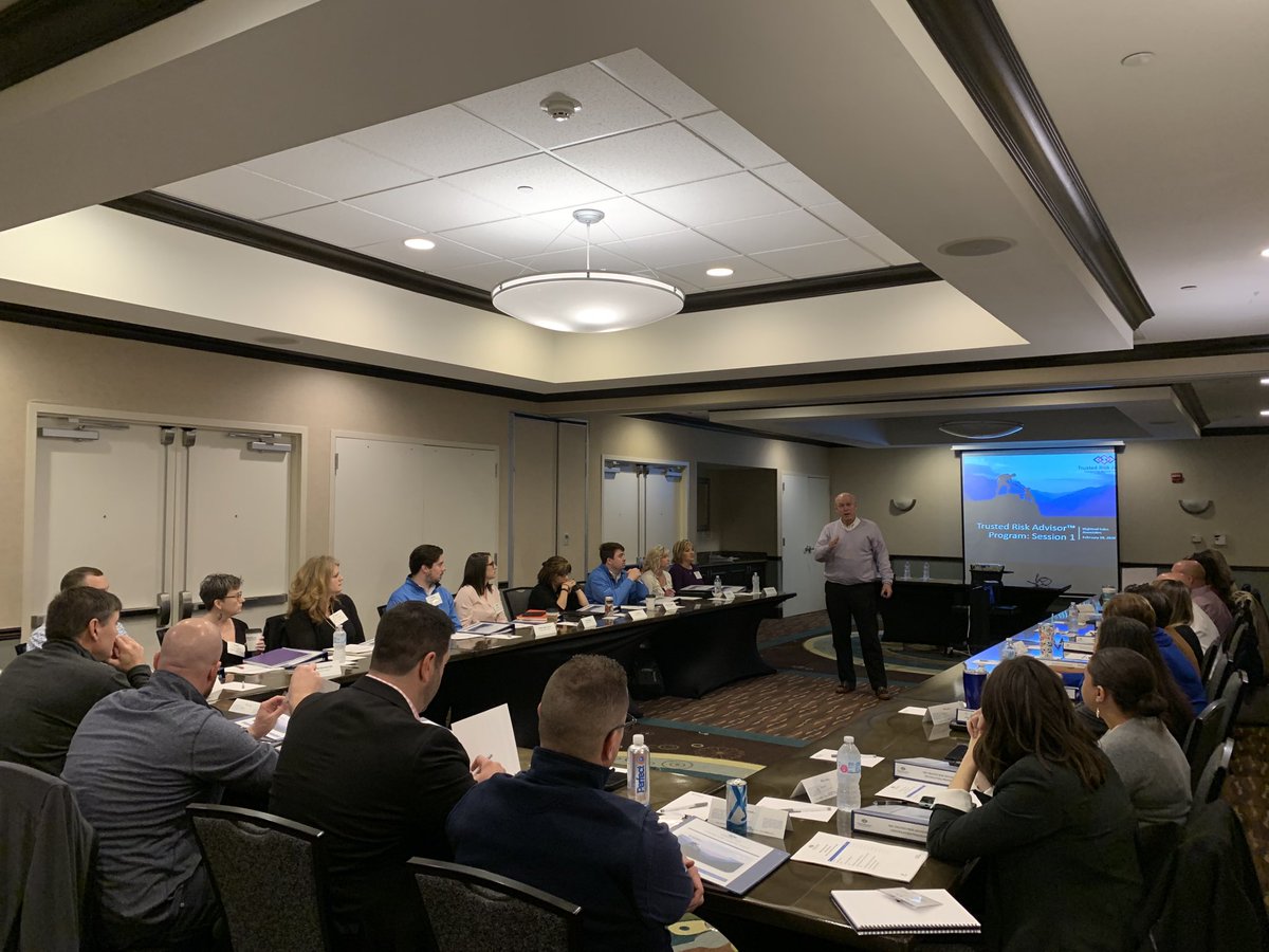 LuAnnWooters's tweet photo. Exciting day with @ScottAddis presenting Trusted Risk Advisor to a group of @TheBigI_NC members #fullhouse #professionaldesignation #differentiateyourself #awesomeagents #greatprogram https://t.co/lpDG6cqFDq