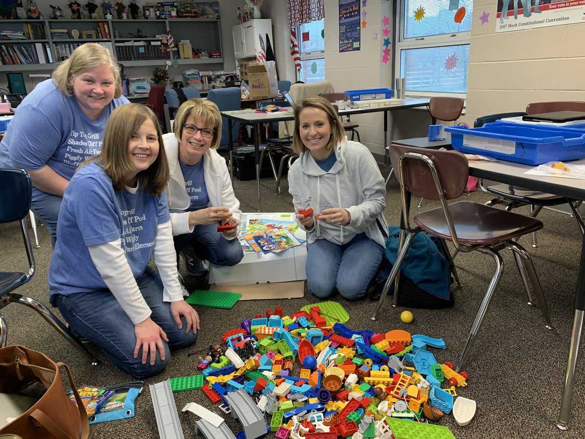 More LEGO fun! <a href="/HCSLTI/">HooverLTI</a> #HCSLTI #bpesinspired #bpesk #forceandmotion