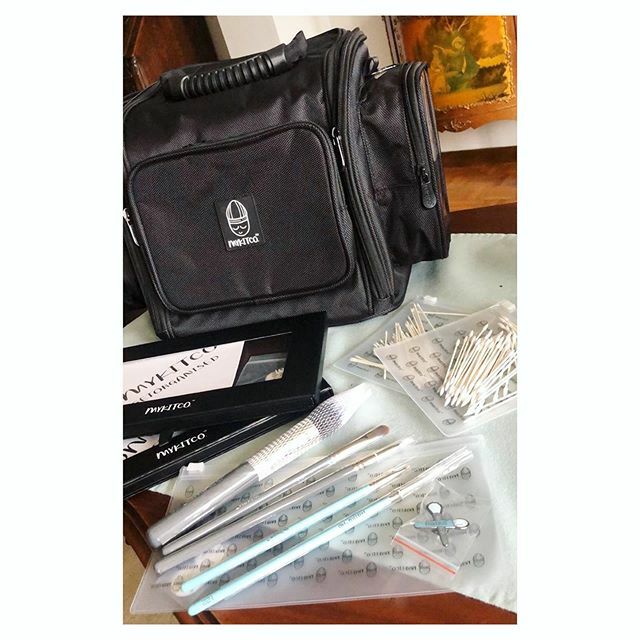 #repost @pascal_make_up_artistry giving us major #makeup kit envy! 
Thank you for sharing the MYKITCO love and being super organised.

#makeup #getorganised #myessentialbuddy #mykitcobrushes #mykitco ift.tt/37FoipK