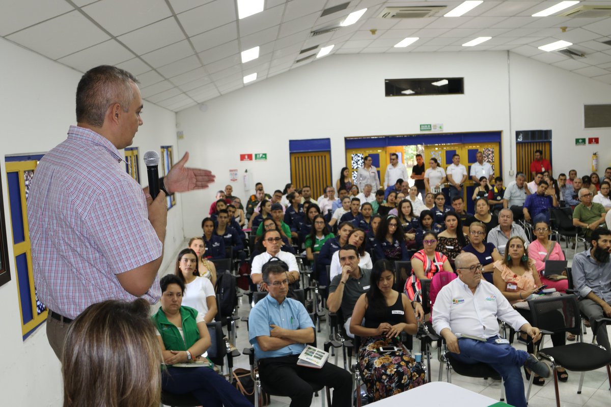 CAMHUILA tweet media