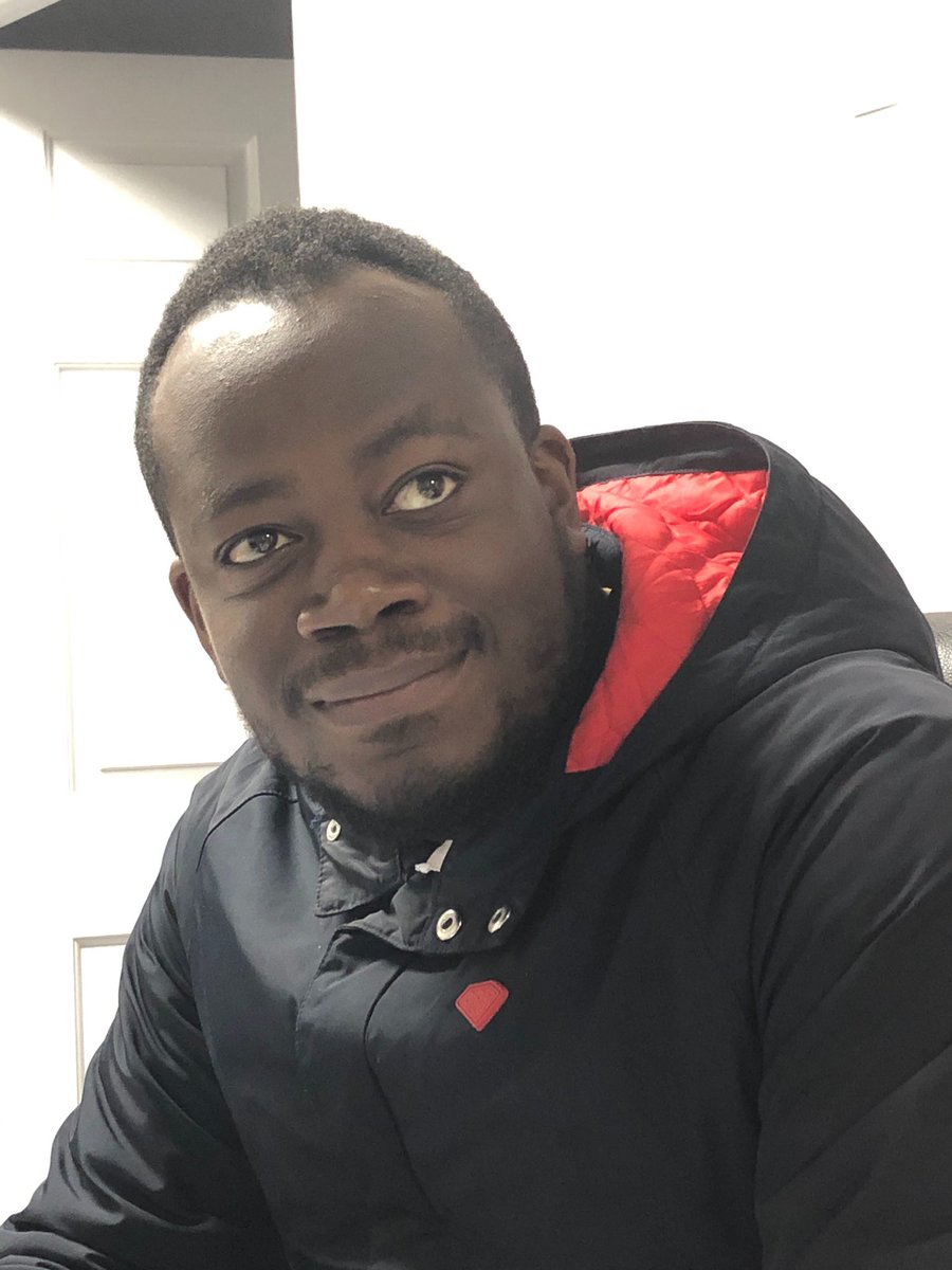 leiitontheline's tweet photo. Our Organizng Director @3Abolarin said if we passed our door goal this weekend he would dye his hair blonde — left is the moment of pride/fear when he found out our amazing organizers/volunteers HAD passed it and on the right, TODAY! #OutworkOutOrganizeOutlast https://t.co/EAFPt3ywFS