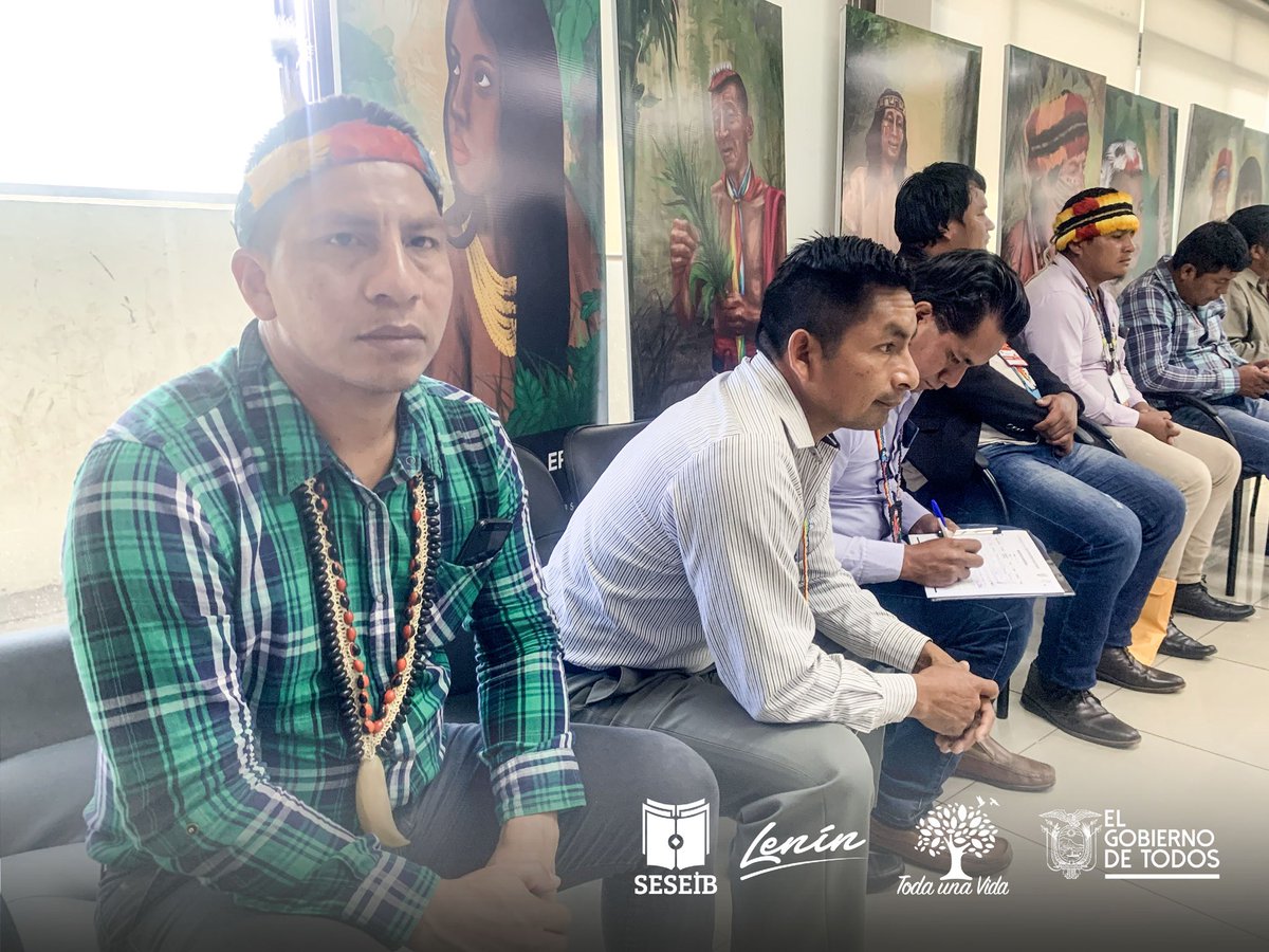 SEIBEec's tweet photo. Ahora | El objetivo de la visita de la delegación de #Pastaza conformada por representantes de la #Conaie, #Confeniae y #Fenashp, es para respaldar y felicitar el trabajo que realiza la #SESEIB liderada por @AntunRomulo #SomosSeseib @monserratcream1 https://t.co/g86HA1qACc