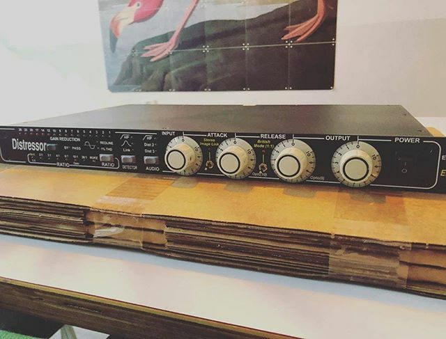EmpiricalLabs's tweet photo. There is nothing like opening up a brand new Distressor! Have a good #DistressorTuesday ELI Fam 🙏
.
.
.
.
.
#empiricallabs #distressor #recording #studio #recordingstudio #musicproduction #inthestudio #studiolife #producer #producerlife #studioflow #… https://t.co/9wnTraZz5i https://t.co/0ChD6yisHb