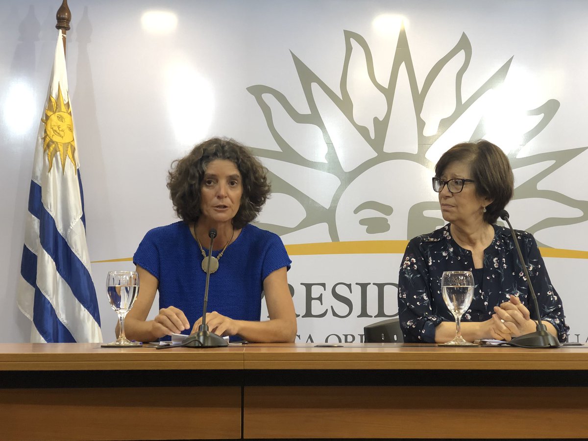 ciedur's tweet photo. 🗣 “La política de cuidados sirve a las personas en situación de dependencia pero va más allá, cómo política de igualdad de #género que permite a las #mujeres concretar sus proyectos y a los varones involucrarse en esta tarea” #SoledadSalvador

@cuidadosuy @RedProCuidados #género https://t.co/SNSQWOq5jV