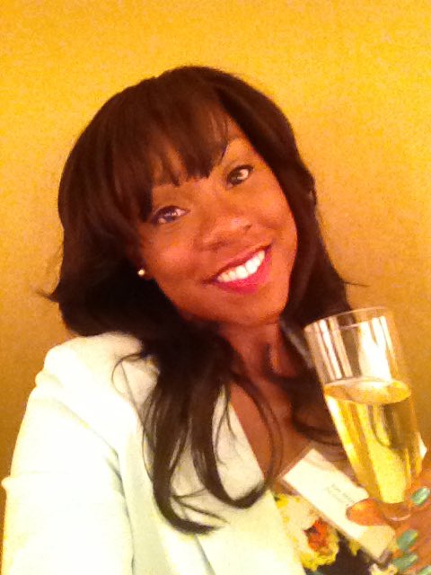 MsEmHenry's tweet image. 🌧 or ☀️ Iam here for 🍷 #HappyNationalDrinkWineDay sharing some of my favorite wine memories