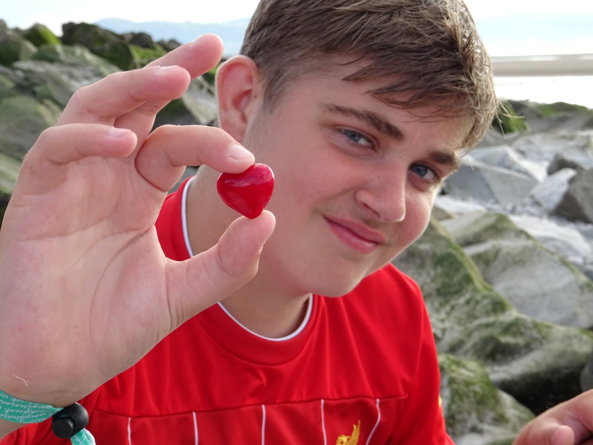 MCCMediaTV's tweet photo. @RealDeniseWelch Hi Denise, could you please retweet us/tweet about 12-year old Jacks amazing journey getting a heart transplant. It would be a great push for organ donation. His show is on at 5:30pm today on CBBC. Thanks! https://t.co/sfYAPIW8Xi https://t.co/WKwptetazG