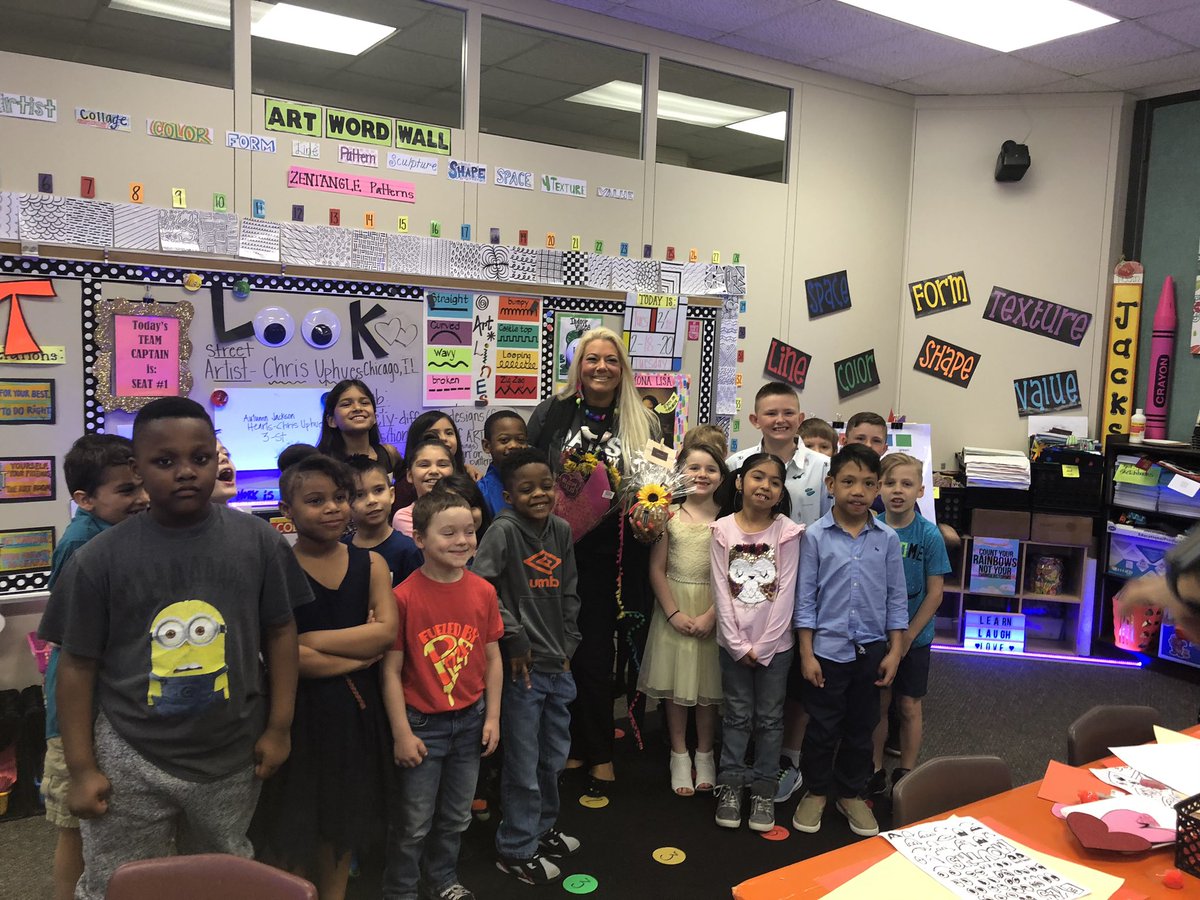 Oaks Elementary On Twitter We Are So Excited To Announce Our Teacher Of The Year The Amazing Mrs Autumn Jackson Artsyautumn Oe And Our Para Of The Year Mrs Connie Segura We Are