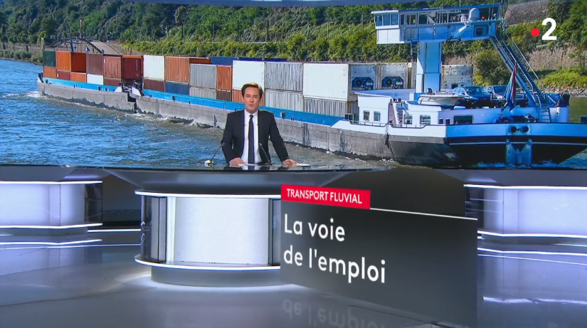 #Transportfluvial : en 2019, le trafic fluvial en Île-de-France a atteint le record historique de 25 Mt. Une très bonne dynamique en faveur de la voie d’eau et de l’emploi | Reportage au #PortdeGennevilliers au JT de 13h de @France2tv ➡️ bit.ly/2vHWIej <a href="/franceinfo/">franceinfo</a>
