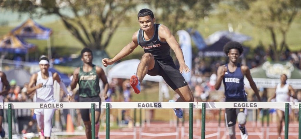 track_pchs's tweet image. Congrats to @AustinA00079643 on breaking the Plant City High School Boy’s 300m Hurdles school record in our season opener @ GJ Invite with a solid time of 40.65 currently ranked 8th overall in class 4A! @813Track @athletics_pchs
