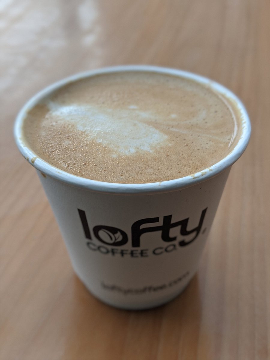 HayleyCarter_'s tweet image. Celebrating my birthday at #OSM2020 !! Starting the day off with a @Loftycoffee_CO ! 🙌🏼