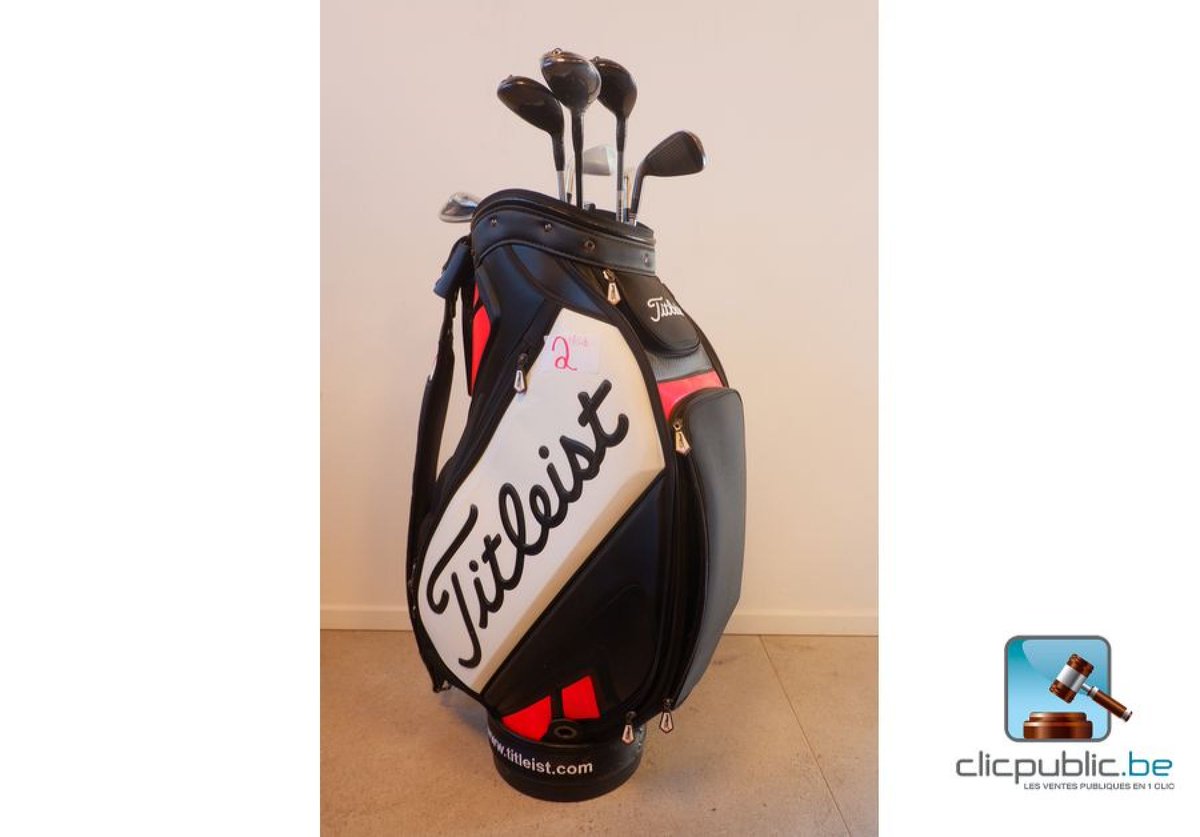 clicpublic's tweet photo. 🏌️‍♂️🏌️‍♀️⛳️  ça va SWINGUER avec cette nouvelle vente aux enchères ! 🙂 Vous connaissez un(e) fan de #Golf ? 
C'est le moment de #taguer et de visiter 👉https://t.co/hpYG8exur3

#Golf #venteAuxEnchères https://t.co/FTcwsn4sz0