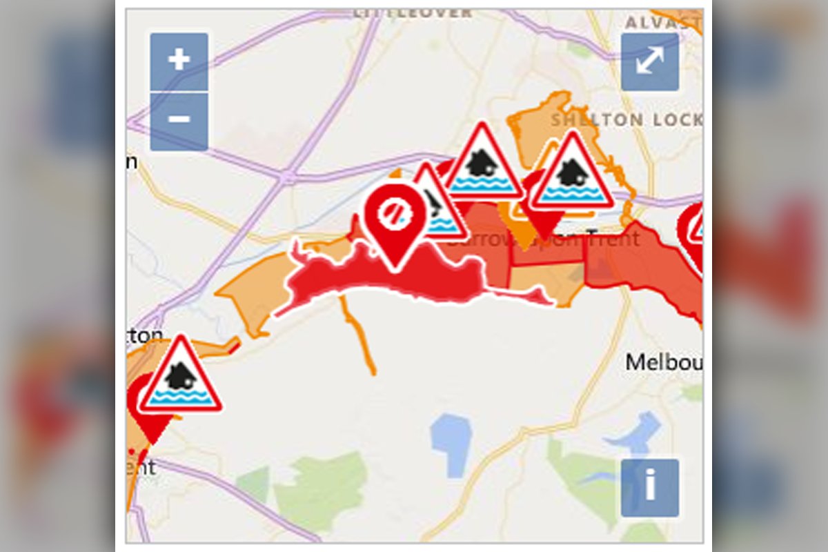 DerbysPolice's tweet photo. Flood warnings are in place for the #RiverTrent at #Willington. Residents are advised to have a bag ready with vital items like medicines and insurance documents, and move possessions and valuables off the ground or to safety. https://t.co/iXlWa3copf #StormDennis #Flooding https://t.co/tBUQi1NBAZ