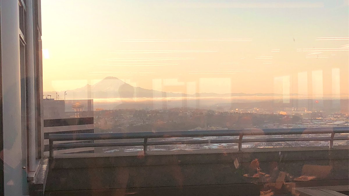 RachelleMRAmes's tweet photo. Thank you to our board member Susan Betcher &amp; @PerkinsCoieLLP for hosting us each month at their lovely office. We got lucky with a gorgeous day here in Seattle #cleantechbacon #mountainisout #batterytech #sunnyseattle https://t.co/MtO1n8gddD