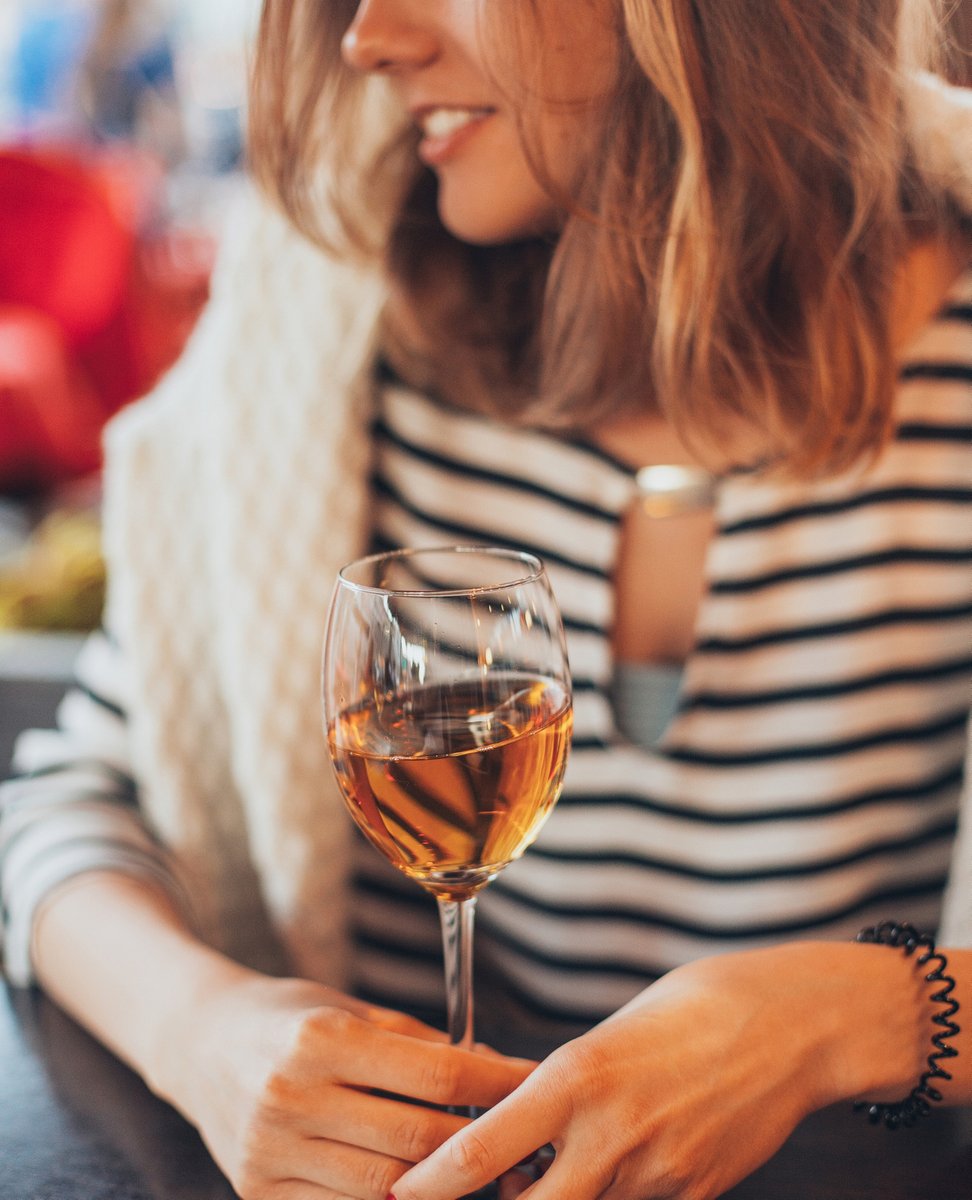 ProgressRidgeTS's tweet photo. Wine down for #DrinkWineDay at The Growlerie TODAY! 🍷 If wine isn't your jam, come enjoy their wide selection of beers and kombucha on tap. #ProgressRidge https://t.co/DMEGSzDyBV