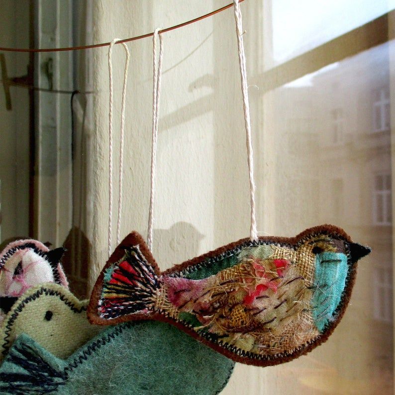 textile_cuisine's tweet image. #springdecorations #birds #giftidea - just a bird 🐦 buff.ly/38x6m1M