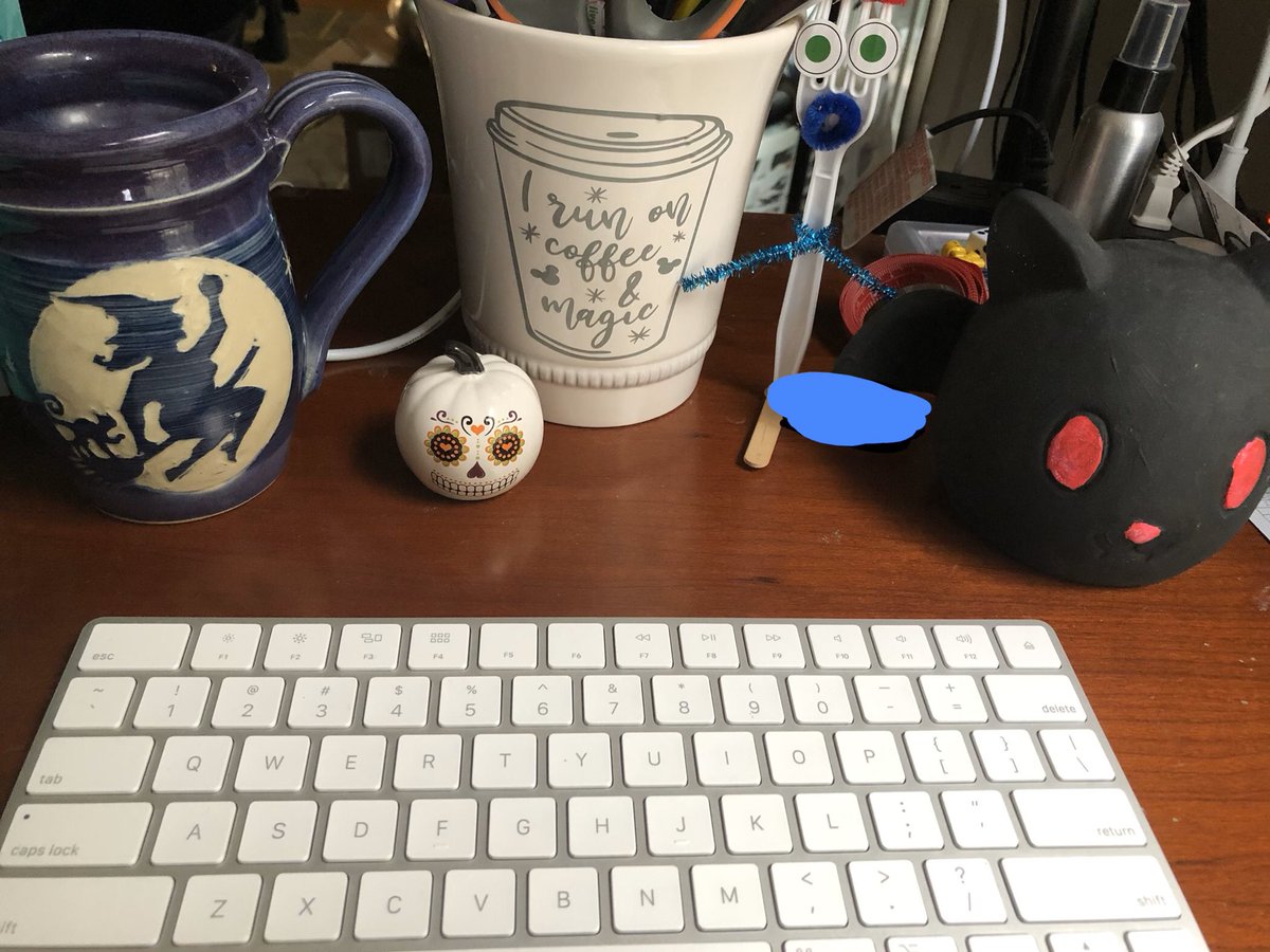marissaohana's tweet image. You guys.
Looking at Halloween cruises for someone, and I went full on October.
To be fair, the pumpkin &amp;amp; bat are always on my desk.
#disneycruise #agent #askmeaboutit