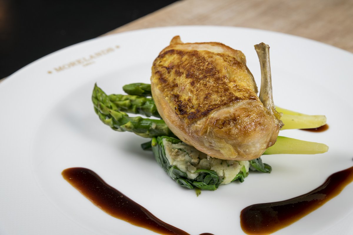 MorelandsGrill's tweet photo. Tuesday Dinner inspiration: Supreme of Corn-Fed Manor Farm Irish Chicken. Available form our Pre-Theatre Menu daily.  https://t.co/MPWbUpHqiu https://t.co/oItIMbGQ6Y