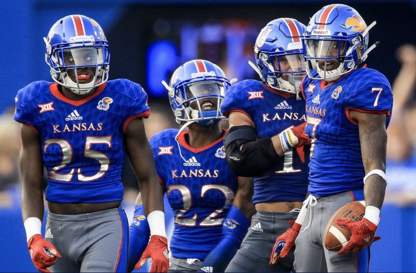 #AGTG After a great conversation with <a href="/Co_Jackson21/">Chevis Jackson</a> I am BLESSED and HONORED to receive an offer from The University of Kansas! #jayhawks #RockChalk 🔴🔵 <a href="/Cassidy_Rob/">Rob Cassidy</a> <a href="/KU_Football/">Kansas Football</a>
