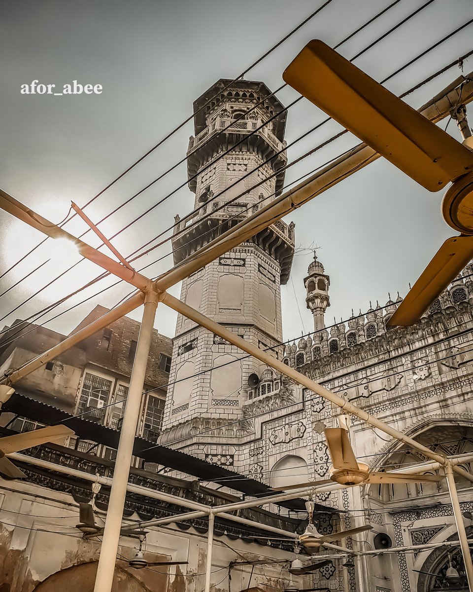 Masjid Mohabbat Khan Peshawar.
#Peshawar #landofhospitality