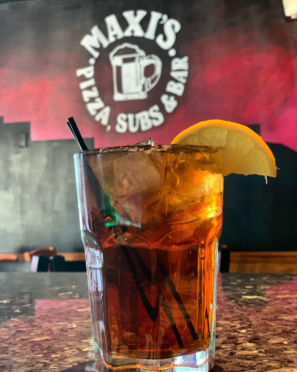 Turn your Tuesday into a TUesday with Maxi’s specials of $2.50 Coors Lights and $4 John Daly’s all day long ‼️