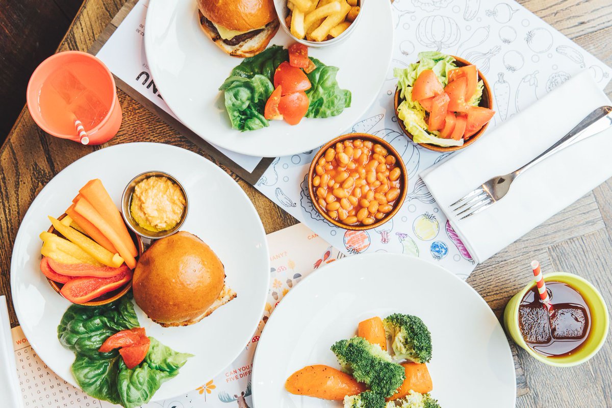 TheNavCosgrove's tweet photo. Did somebody say half term? Bring the kids down for a treat (or a healthier option, we have both! 😉)
Book now: https://t.co/4LLHi5qzhf #HalfTerm https://t.co/1uS6vzCJkO