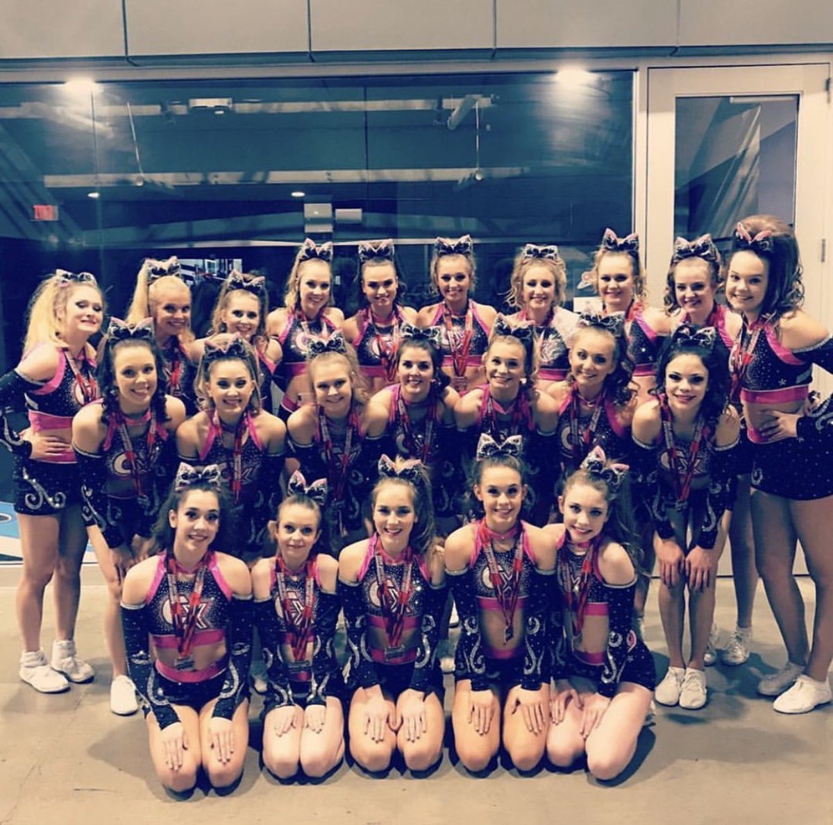 CX_LadyX's tweet photo. Jamfest Nationals in KC✨🙅🏼‍♀️ 
We are so proud of our performances this weekend and HIT ZERO on Day 1!! We are so ready to get back in the gym and work!  Lady X is coming for you NCA👀 https://t.co/ndjNXH4FnW