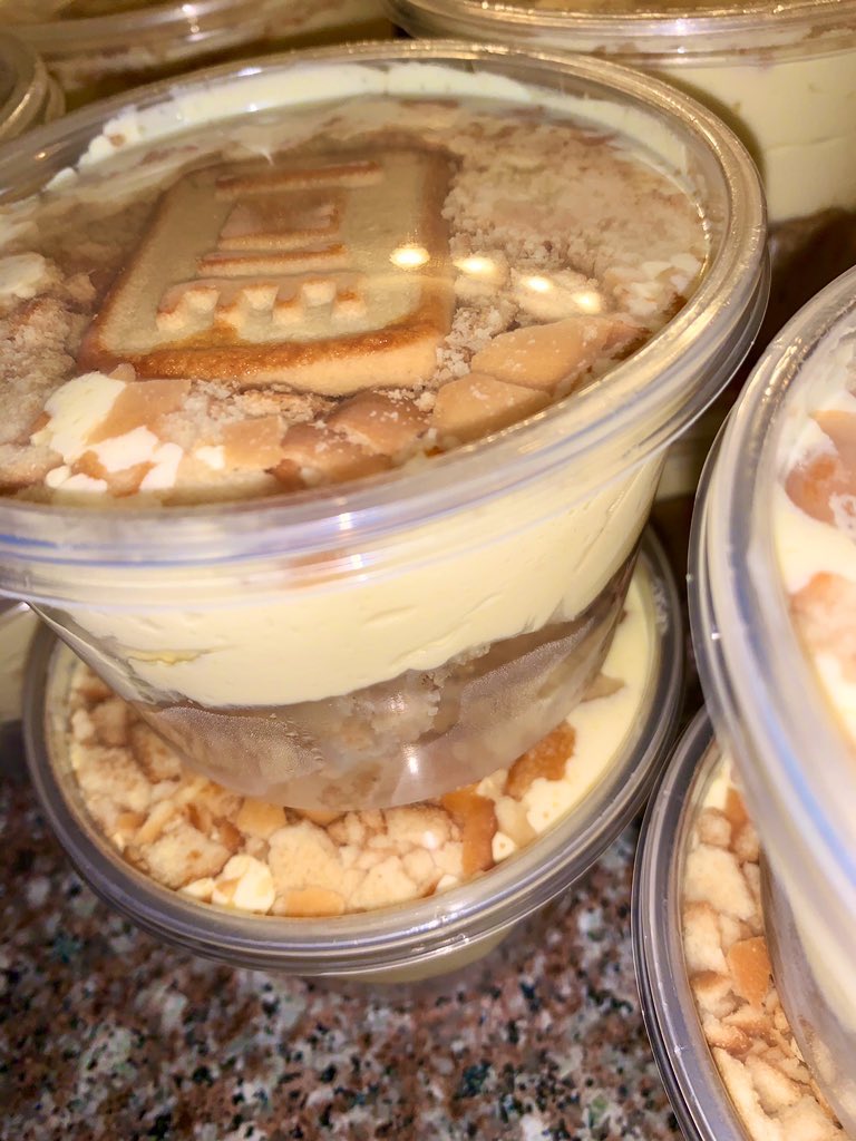 navisweettreats's tweet photo. Banana Pudding Cake 🍌🍰

Freshly made TODAY‼️

I am delivering and doing pick-ups in Fayetteville, NC 📌

@NAVISWEETTREATS 🎂🔥

#NavisSweetTreats #BlackEntrepreneur #Fayetteville #FayState #MethodistU #FTCC #FortBragg #SpringLake #HopeMills #Raeford https://t.co/B97Acn8aar