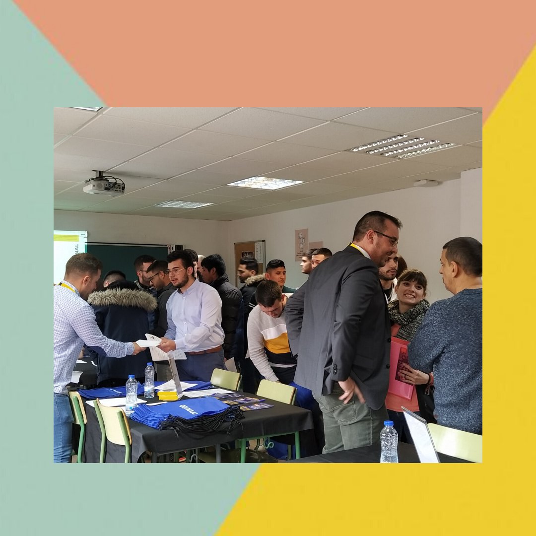 FPJROtero's tweet photo. Entregando los #Curriculums a las empresas #JOBDAY2020
@renaultretailes @NorautoEspana @psaretail @ManagerAerin @CruzRojaMadrid @CitycarSur
@SomosSacyr @Euromaster_es @neositec @elcorteingles @MeliaHtlResorts
@FPJROtero
ILUSIÓN a raudales !!!😍😍😍 https://t.co/T2if0Clj0U