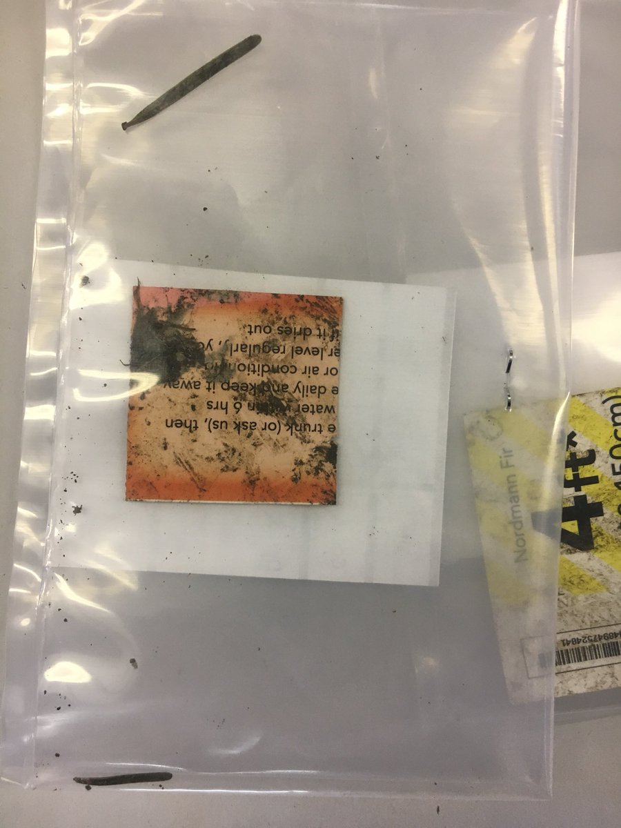 2NQLondon's tweet photo. Some of the objects ‘collected’ by @MuseumofLondon in @FinsburyPark150 - come to the talk tmro 19 Feb @finsburyparkcaf #FinsburyPark - how do we collect now? #everything150 https://t.co/KS3NNE7LbN