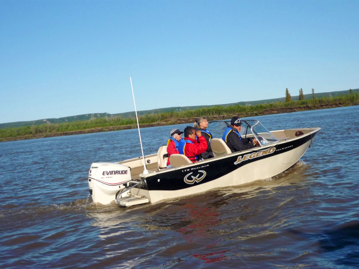 InuvikTourism's tweet photo. Dreaming about Summer? 

Head out into the Mackenzie Delta and experience the many channels, amazing wildlife and wondrous landscapes of the Delta. 

📍 Mackenzie Delta, Inuvik

#TrulyArctic https://t.co/fXhdtxpLWX