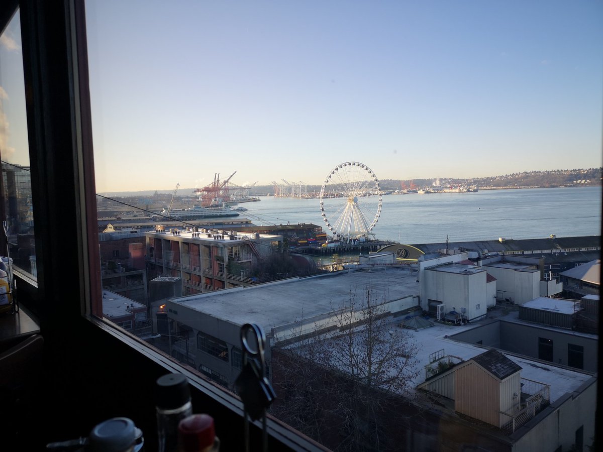 Kercal's tweet photo. Fab breakfast and view at #lowells in #pikesplace :)

Good to walk into a meeting on 3d, VR, edu and more with ink on my hands :)

Not my normal style but decided to let something #Chihuly said be my mantra. Didn't think, just did. 

@LAMY @lamypens @moleskine #Seattle. https://t.co/jWmOBMME2u