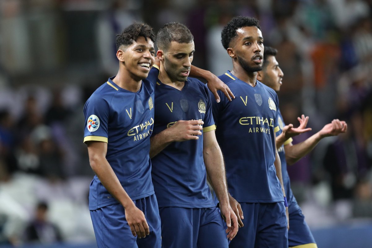 theAFCCL_ar's tweet photo. احذر من اللعب أمام هذا المهاجم 😅🏹
@Hamedallah_9 https://t.co/tTlGA6YUJx