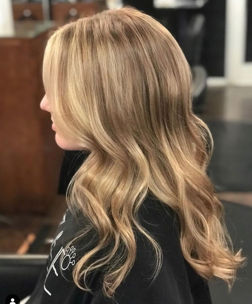 Zzihsp's tweet photo. For curls that last all day, use both the Elevate Root Amplifier and the Healing Clay and blow dry before curling. This will ensure you have the volume and the curls you've always dreamed of! #TipTuesday Hair by: Lacey https://t.co/GbG4dvsdA3 https://t.co/J05ivlkw2j